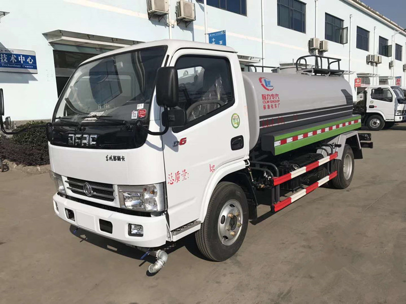 東風(fēng)小多利卡灑水車(國五5方) 東風(fēng)小多利卡灑水車(國五5方)圖片