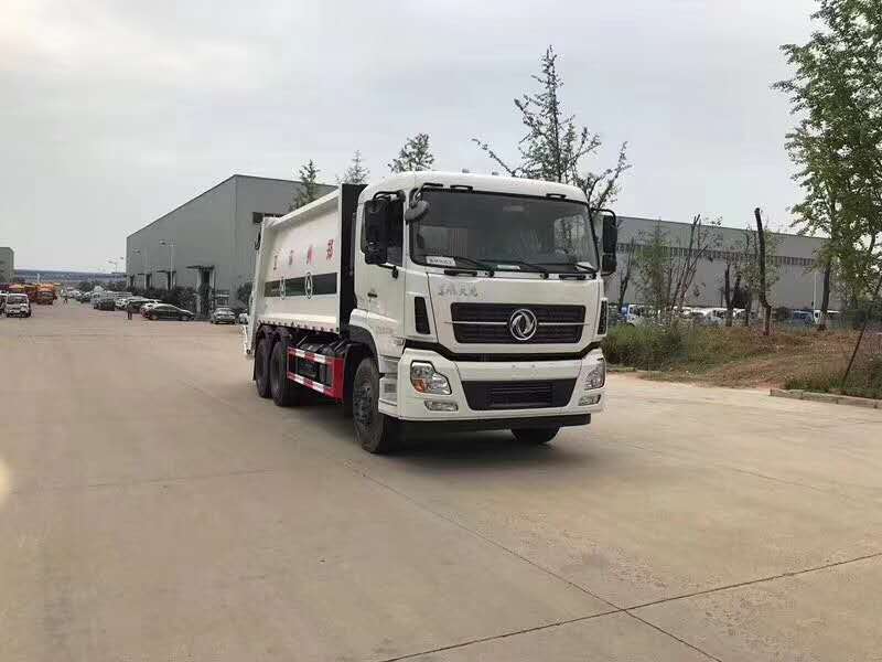 東風(fēng)天龍18方壓縮式垃圾車