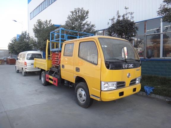 東風雙排座8-10米平臺升降高空作業(yè)車 東風雙排座8-10米平臺升降高空作業(yè)車圖片
